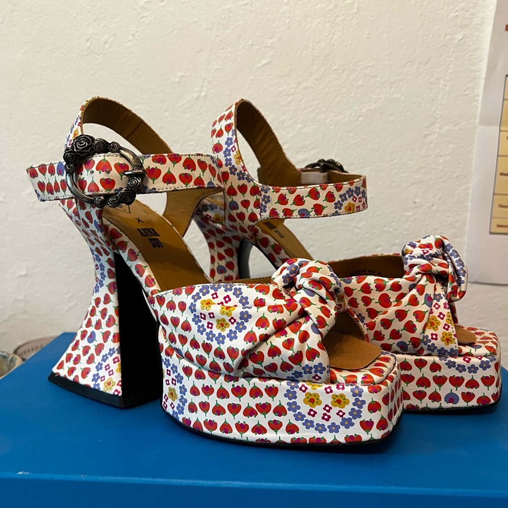 Anna Sui X Fluevog Munster Platform Heels size 7